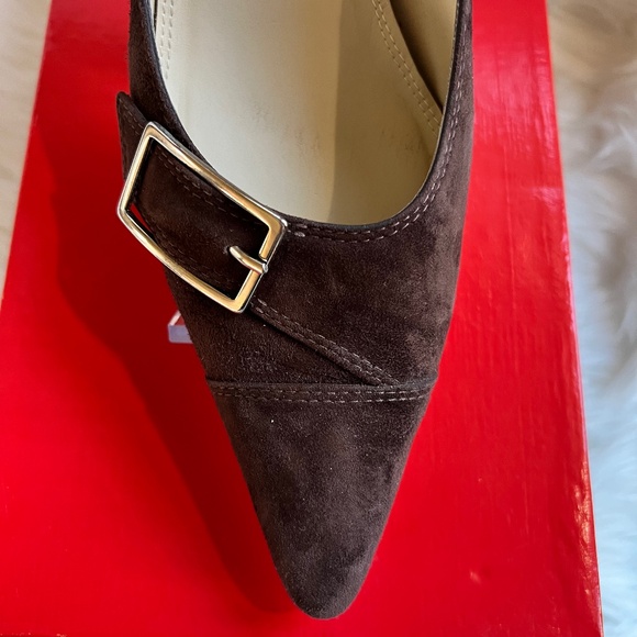 Talbots Georgia Suede Pumps - 7 1/2 - Picture 3 of 5